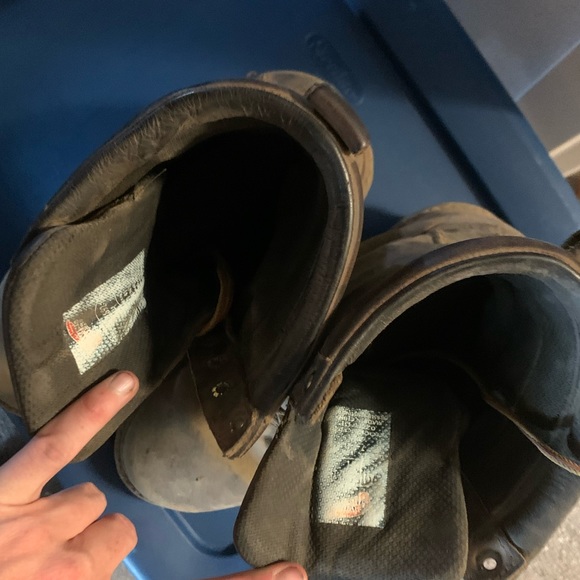 Red wind logger boots - Picture 3 of 5